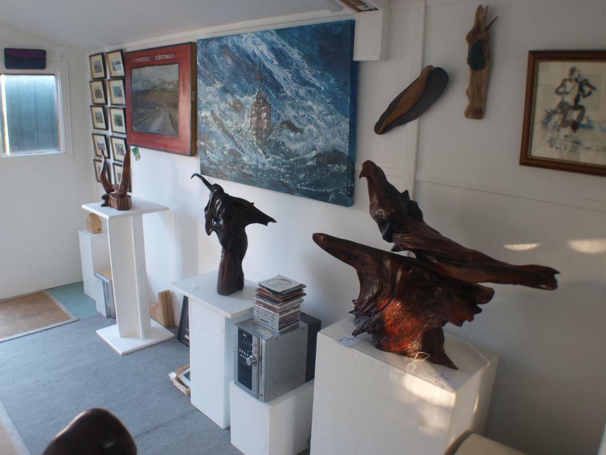 Lakefield Gallery Кил Экстерьер фото